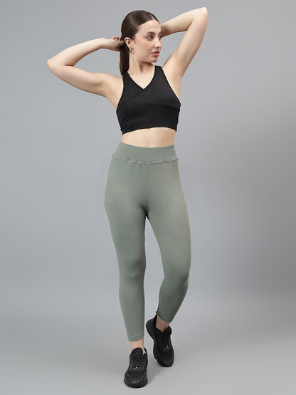 Women's Casual Solid Green Mid Rise Track Pants