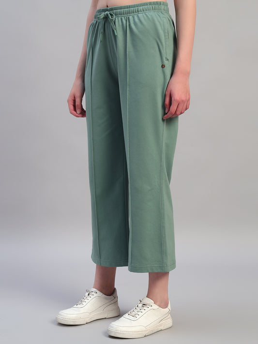 Women Solid Green Regular Fit Casual Track Pant