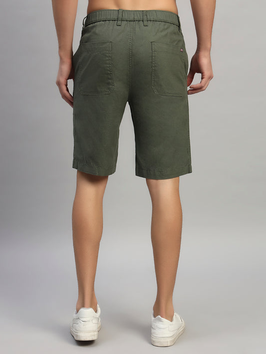 Men's Solid Olive Green Regular Fit Casual Bermuda