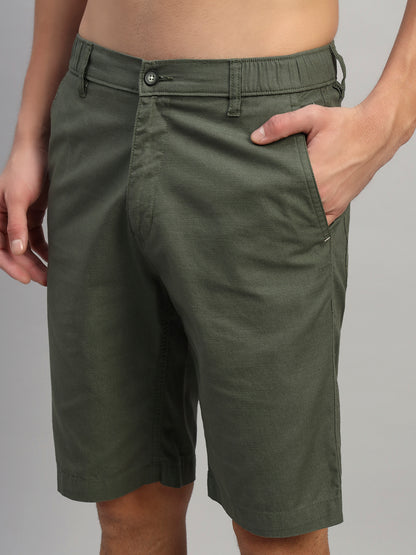 Men's Solid Olive Green Regular Fit Casual Bermuda
