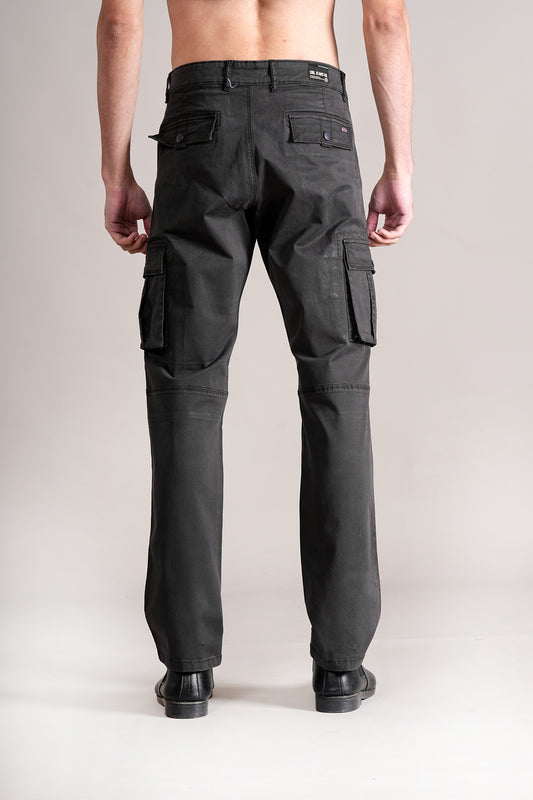 Men Dark Grey Solid Casual Cargo Pant