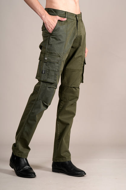 Men Olive Solid Casual Cargo Pant