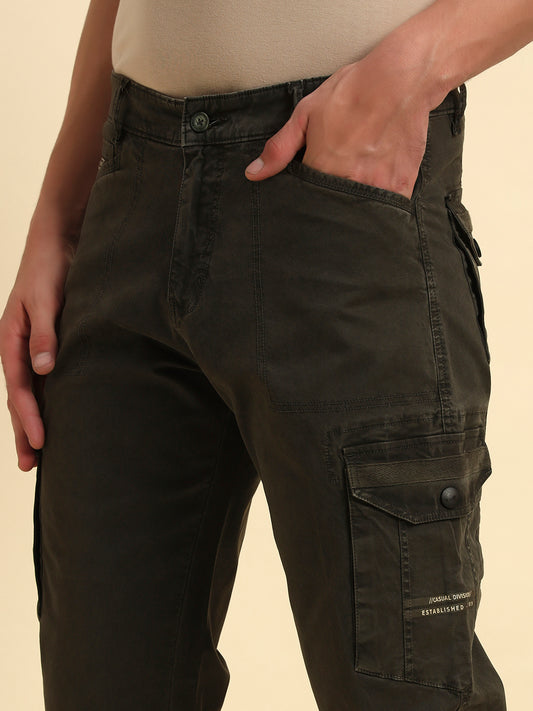 Men's Olive Green Solid Regular Fit Casual Cargo