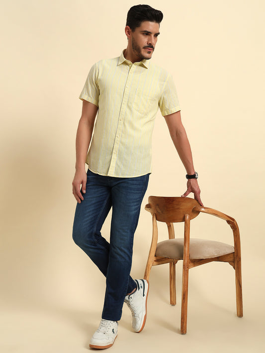 Denim Jeans for Men l Breathable & Soft with Color Fastness Slim Fit Cotton Fabric Solid Pattern Button Closure