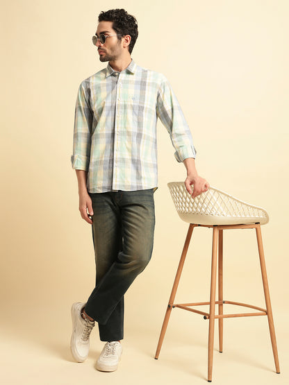 Denim Jeans for Men | Breathable & Soft with Color Fastness Straight Fit Cotton Fabric Solid Pattern Button Closure