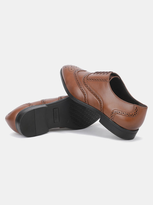 Men’s tan Solid Formal Shoes