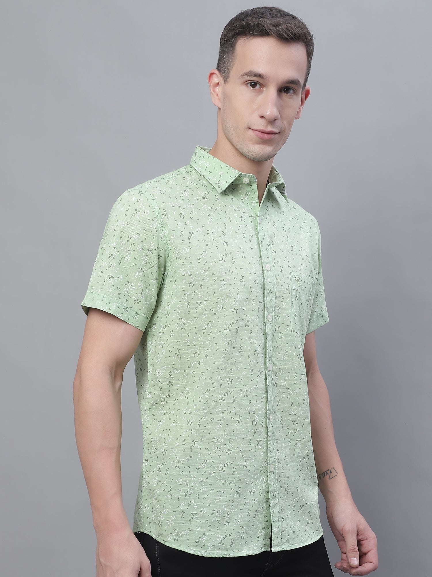 Cantabil Cotton Printed Green Half Sleeve Casual Shirt for Men with Pocket (7135096799371)