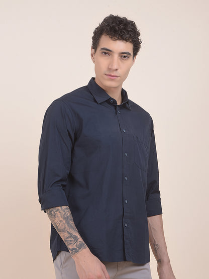 Men's Navy Solid Slim Fit Full Sleeve Casual Shirt