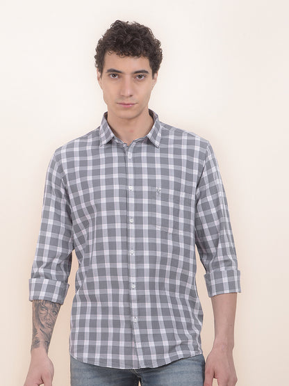 Men's Sky Blue Checkered Slim Fit Full Sleeve Casual Shirt