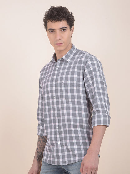 Men's Sky Blue Checkered Slim Fit Full Sleeve Casual Shirt