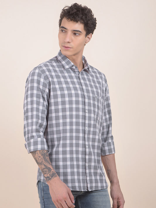 Men's Sky Blue Checkered Slim Fit Full Sleeve Casual Shirt