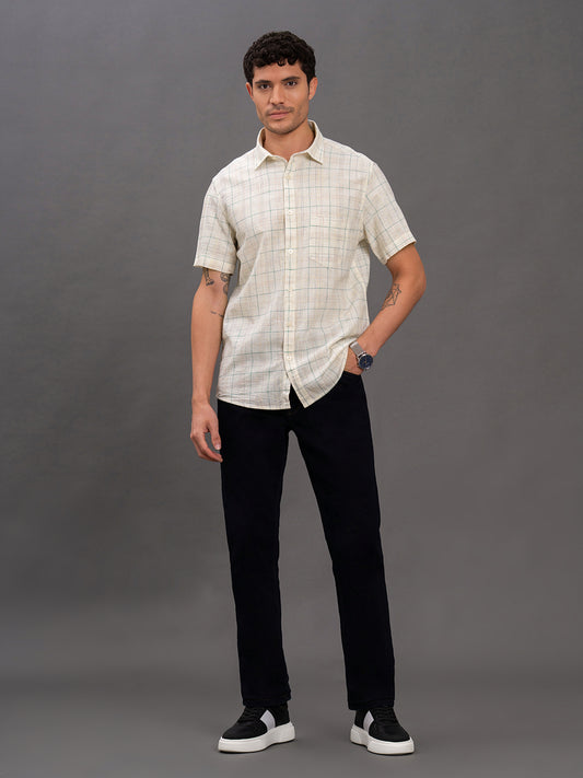 Men's White Slim Fit Checkered Half Sleeve Casual Shirt
