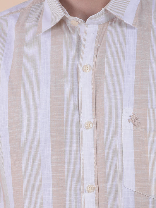 Men's Beige Slim Fit Striped Half Sleeve Casual Shirt