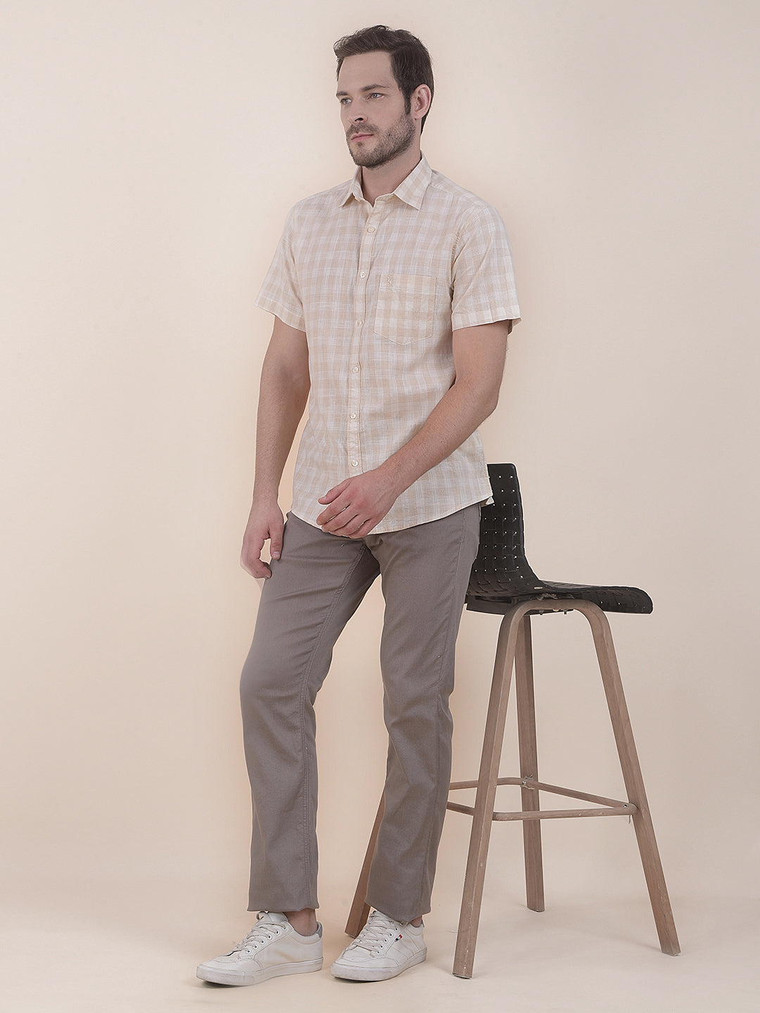  Beige Slim Fit Checkered Half Sleeve Casual Shirt