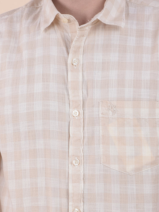 Men's Beige Slim Fit Checkered Half Sleeve Casual Shirt