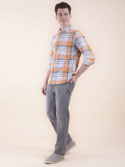 Men's White Slim Fit Checkered Full Sleeve Casual Shirt