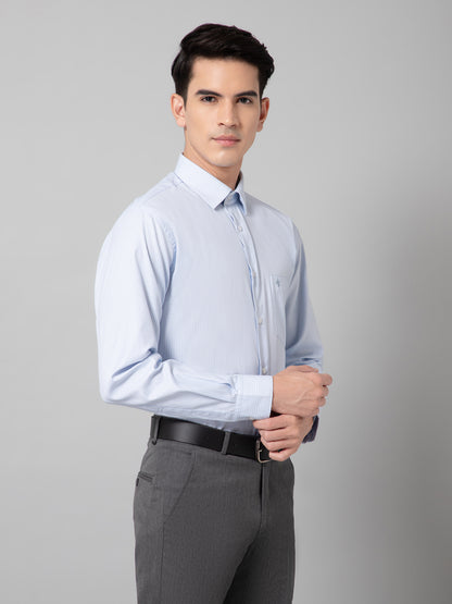 Men's Light Blue Formal Self Textured Full Sleeve Shirt