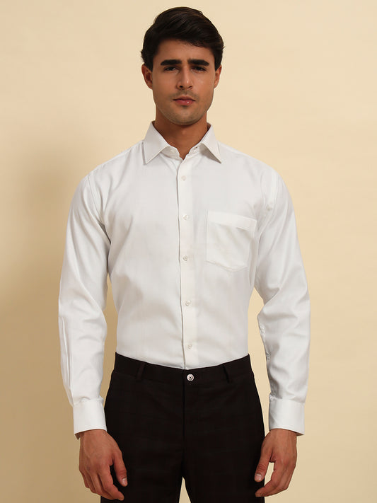 Formal Shirt for Men l Breathable & Soft with Color Fastness Regular Fit Spread Collar Neck Cotton Blend Fabric Solid Pattern