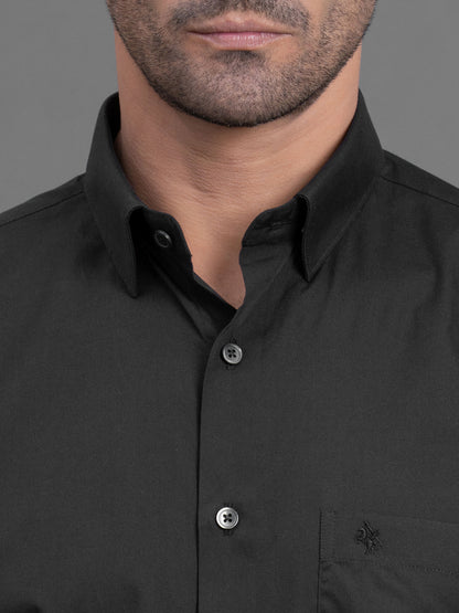 Men's Black Slim Fit Solid Full Sleeve Formal Shirt