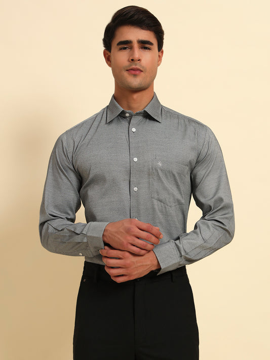 Formal Shirt for Men l Breathable & Soft with Color Fastness Regular Fit Spread Collar Neck Poly Cotton Fabric Self Design Pattern