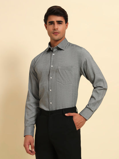 Formal Shirt for Men l Breathable & Soft with Color Fastness Regular Fit Spread Collar Neck Poly Cotton Fabric Self Design Pattern