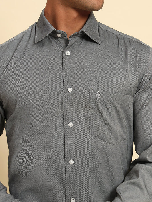 Formal Shirt for Men l Breathable & Soft with Color Fastness Regular Fit Spread Collar Neck Poly Cotton Fabric Self Design Pattern