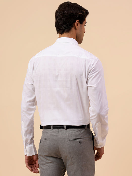 Formal Shirt for Men l Breathable & Soft with Color Fastness Regular Fit Spread Collar Neck Cotton Fabric Self Design Pattern