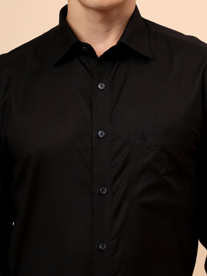 Formal Shirt for Men l Breathable & Soft with Color Fastness Regular Fit Spread Collar Neck Cotton Fabric Solid Pattern