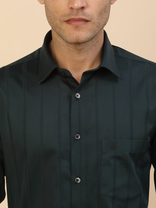 Men's Stylish Striped Formal Shirt | Regular Fit | Full Sleeve | Pure Cotton | Smart Formal Wear