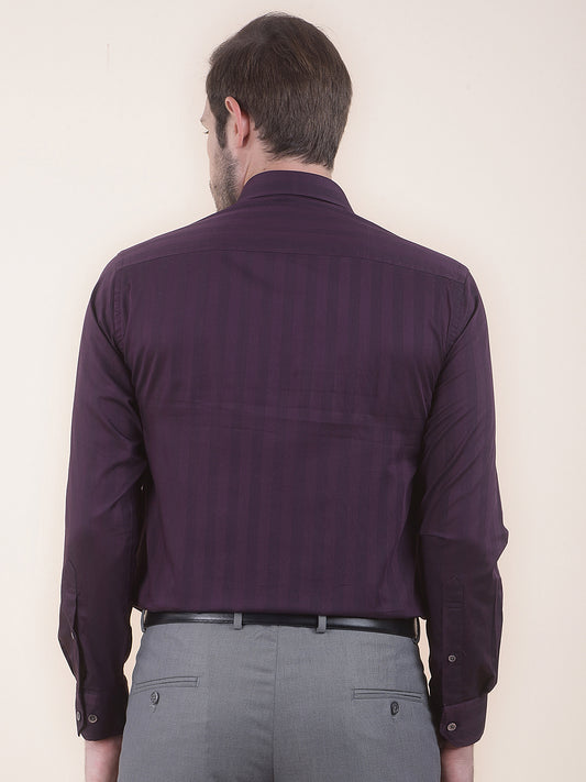 Men's Maroon Regular Fit Self Design Full Sleeve Formal Shirt