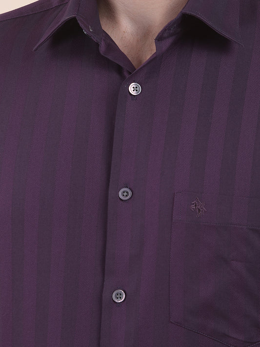 Men's Maroon Regular Fit Self Design Full Sleeve Formal Shirt
