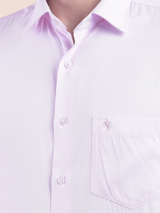Men's Pink Regular Fit Self Design Full Sleeve Formal Shirt