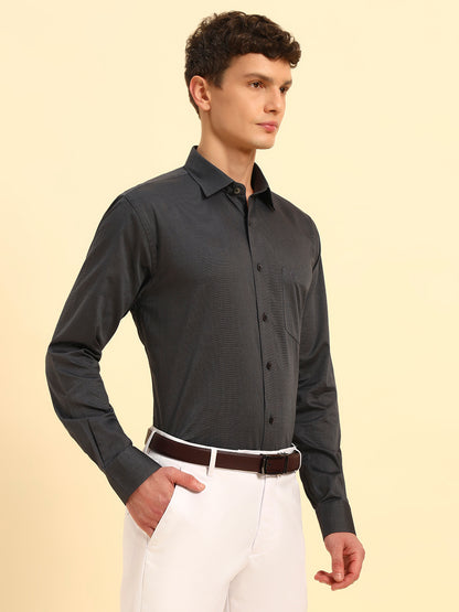 Formal Shirt for Men | Breathable & Soft with Color Fastness Regular Fit Spread Collar Neck Cotton Blend Fabric Solid Pattern