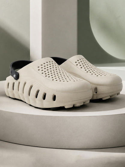 Men's Black & Beige Colourblock Clogs