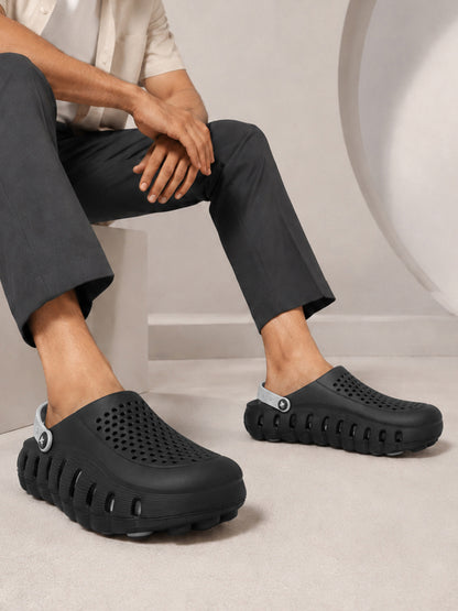 Men's Black & Grey Colourblock Clogs