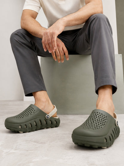 Men Olive & Beige Colourblock Clogs