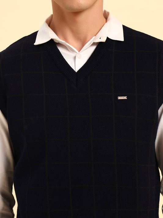 Sweater for Men | Winter Wear Acrylic Fabric Pull-On Closure V-Neck Regular Fit Checkered Pattern