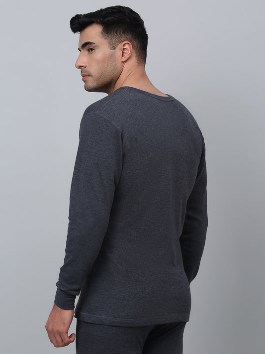 Solid Round Neck Full Sleeves Grey Thermal Top For Men