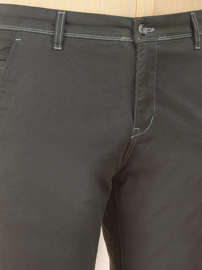 Men's Olive Solid Smart Fit Casual Trouser
