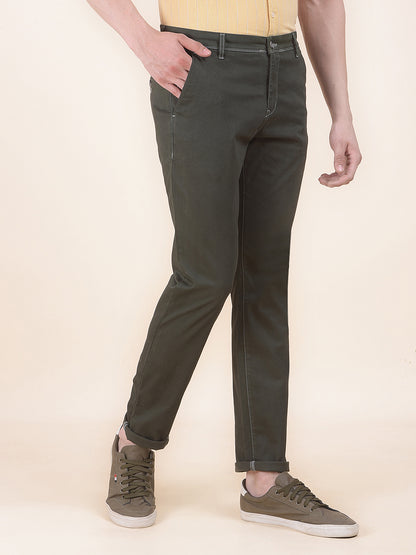 Men's Olive Solid Smart Fit Casual Trouser