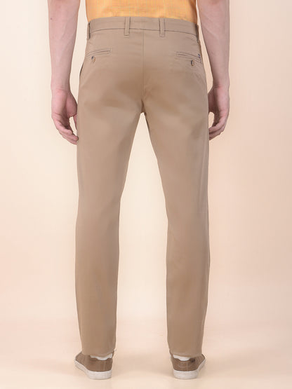 Men's Khaki Solid Smart Fit Casual Trouser