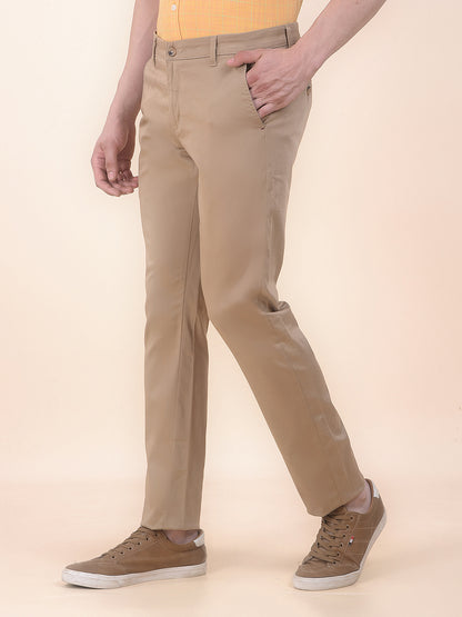 Men's Khaki Solid Smart Fit Casual Trouser