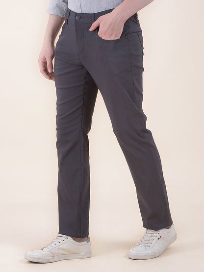 Men's Dark grey Solid Smart Fit Casual Trouser