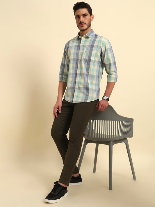 Casual Trouser for Men | Breathable & Soft with Color Fastness Regular Fit Cotton Blend Fabric Self Design Pattern Button Closure