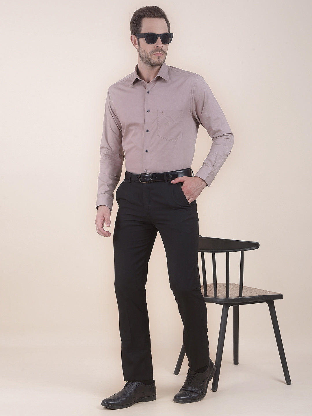  Black Regular Fit Solid Formal Trouser