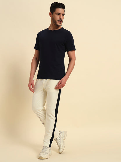 Men's Off White Solid Regular Fit Casual Track Pant