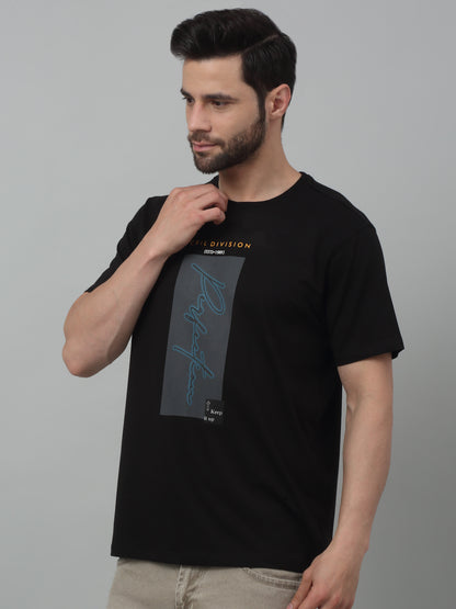 Men's Black  Round neck Half Sleeve T-Shirt with Typographic print