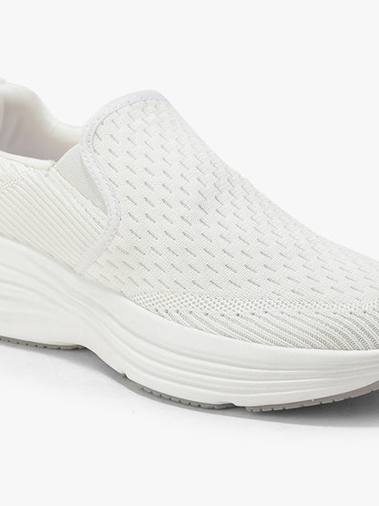Casual Shoes for Men | Lightweight & Comfortable with Cushioned Insole Flynet Upper Phylon Sole Slip On Closure