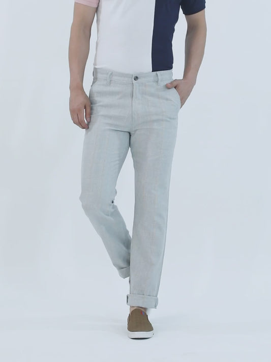 Men's Light Grey Checkered Non-Pleated Casual Trouser