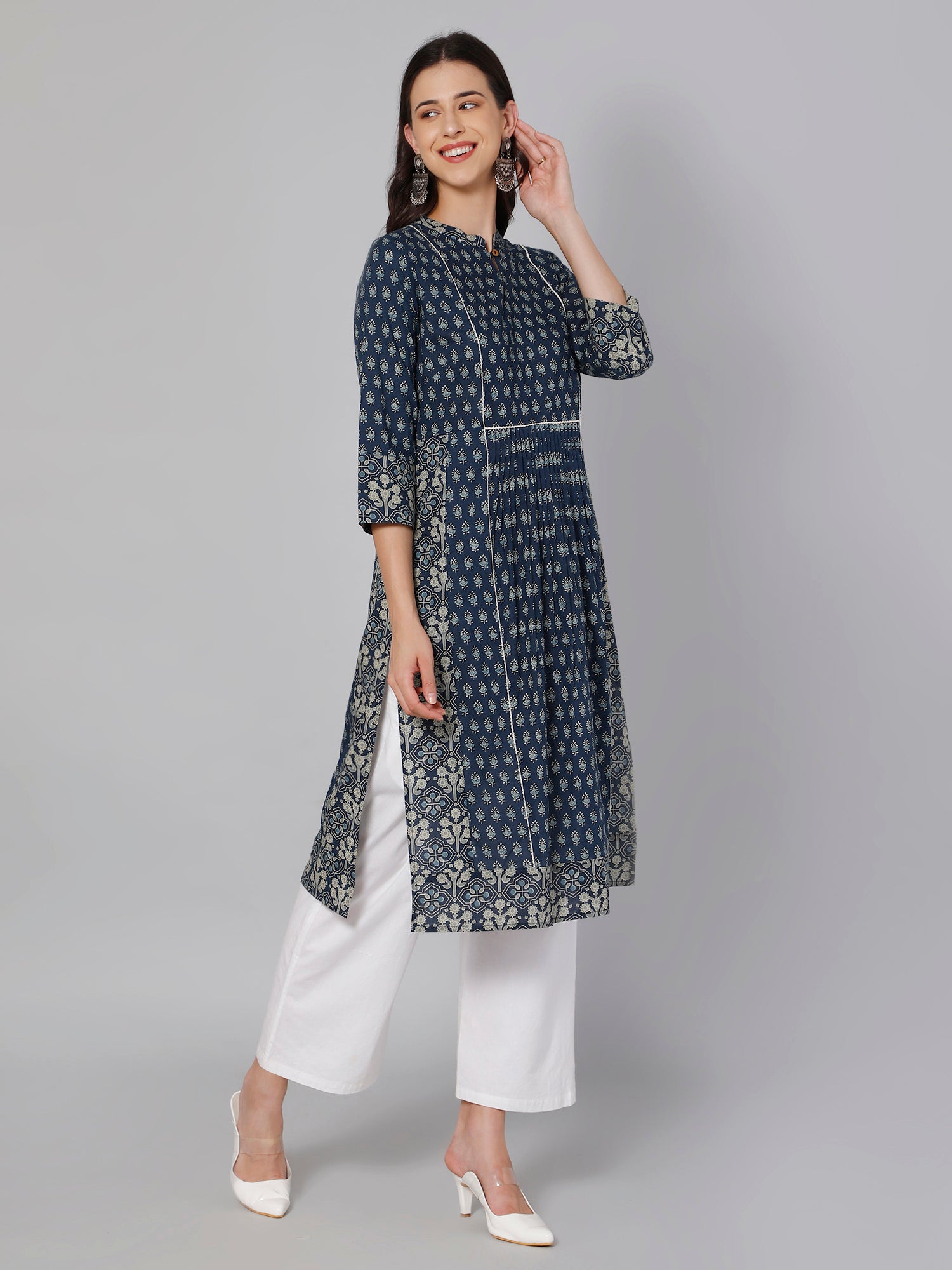 Cantabil Women Blue Print Kurti (7033529106571)